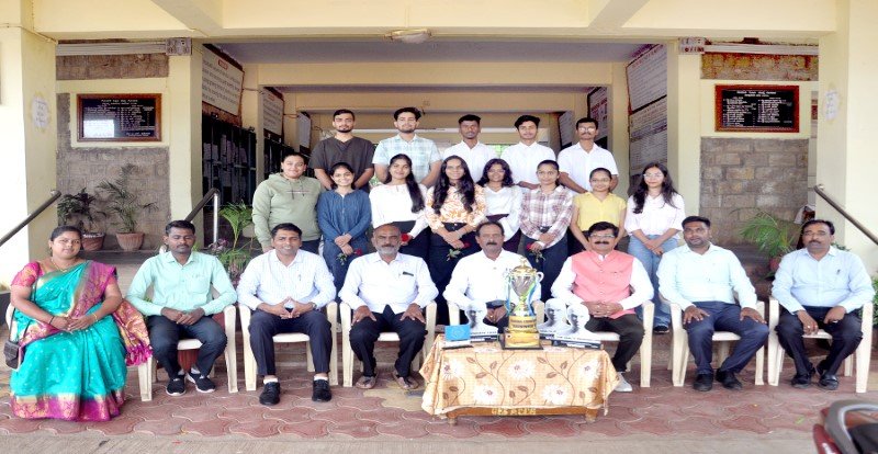 Visit our Campus with image gallery